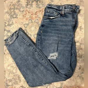 Old Navy High Rise Straight Jeans
